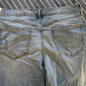 NWT OLDNAVY Womans sz 12 light washed Jeggings
